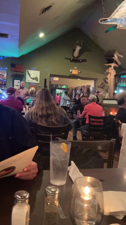 The Lake House - Country karaoke while you eat. Free show with your dinner! - Seafood Near Me - Santee, South Carolina