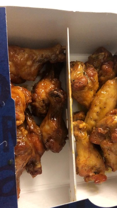 Wild Wing Cafe - Chicken Wings Near Me - Chesapeake, Virginia
