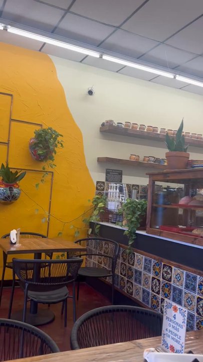 Cafe es Amor - Breakfast and music - Coffee & Tea Near Me - Albuquerque, New Mexico