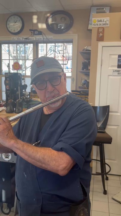 Al's Shoe Service - Shoe Repair Near Me - Mount Prospect, Illinois