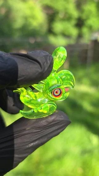 Preview pic of Rj Glass Bird Pendant