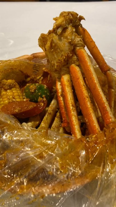 938 Crawfish - Snow crab legs with mild combo sauce - Seafood Near Me - Albany, California