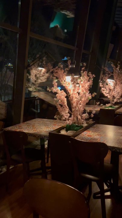 Sancho Panza - The ambiance was awesome - Portuguese Near Me - Vila Nova de Gaia, 13