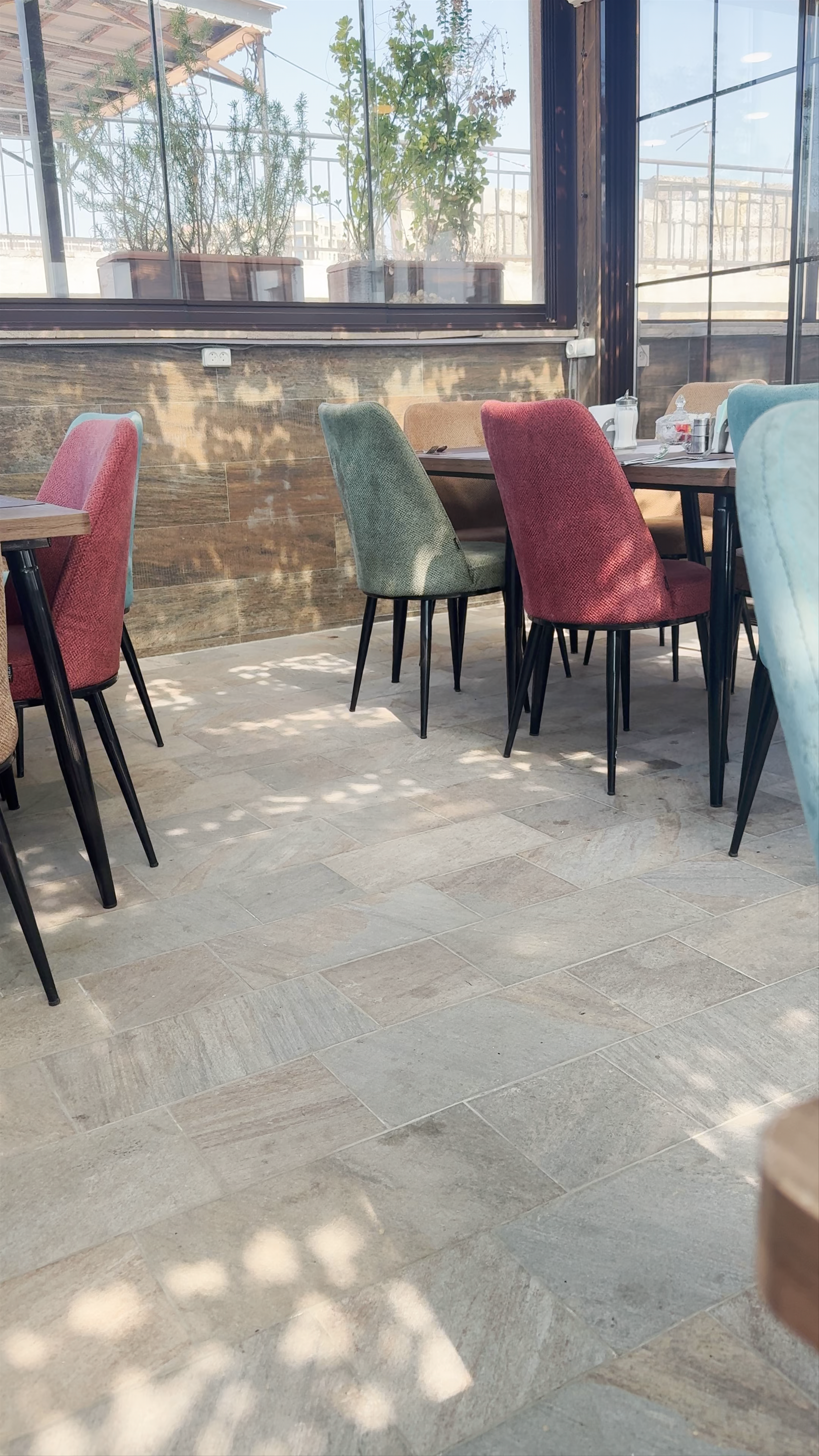 Parliament hotel & restaurant