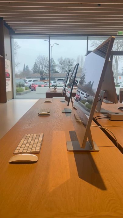 Apple - Computers Near Me - Santa Rosa, California