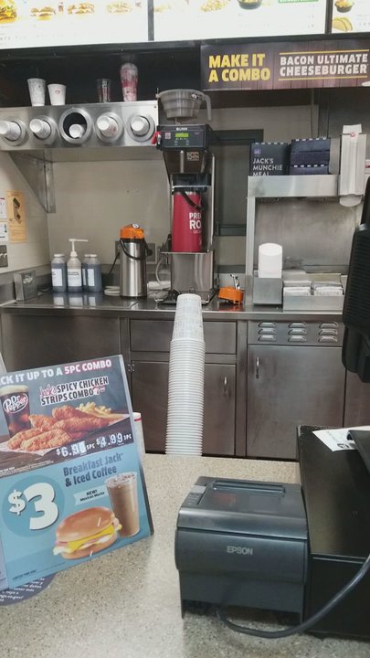 Jack in the Box - Fast Food Near Me - Lebec, California