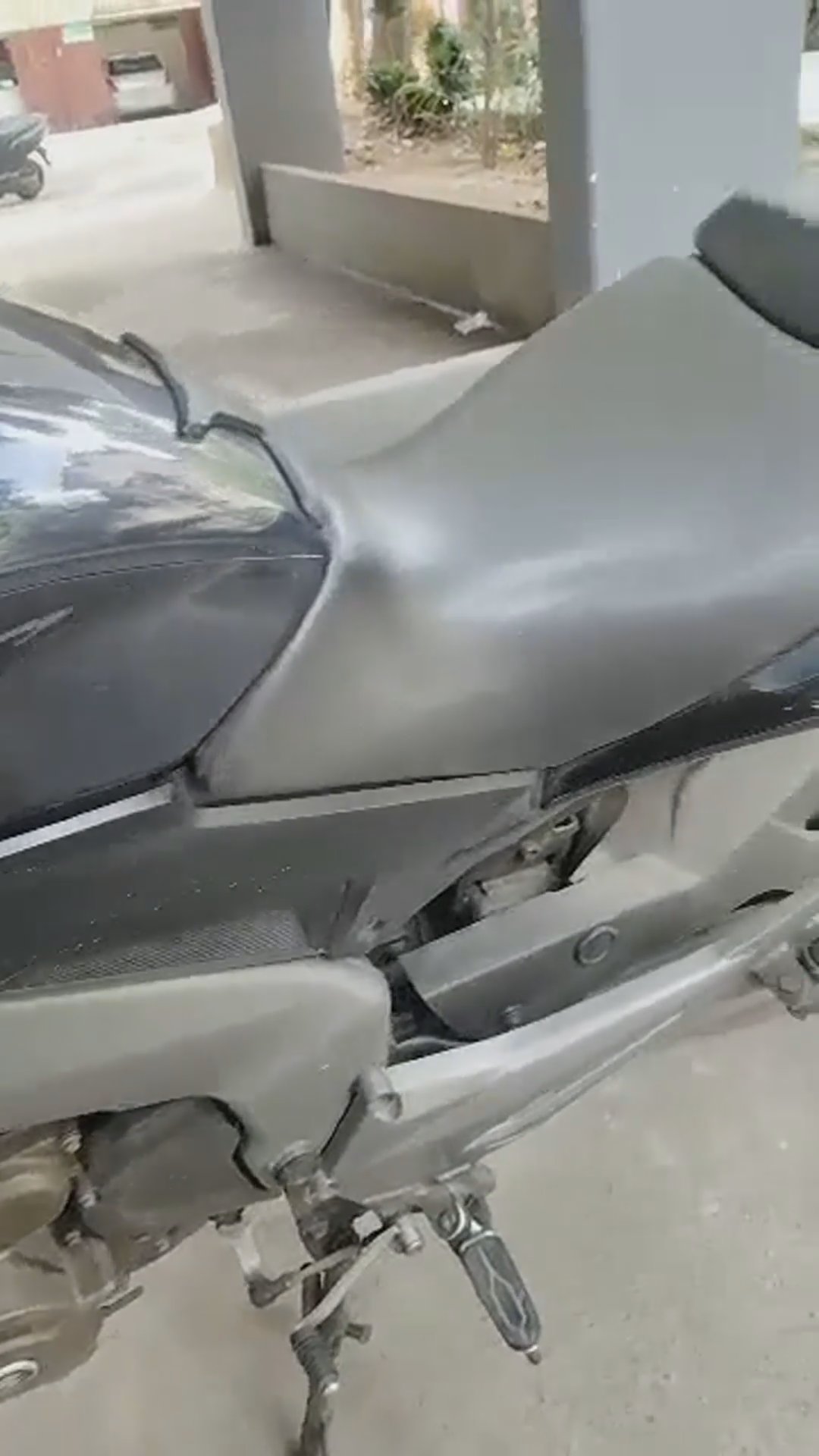 Walk-around video thumbnail