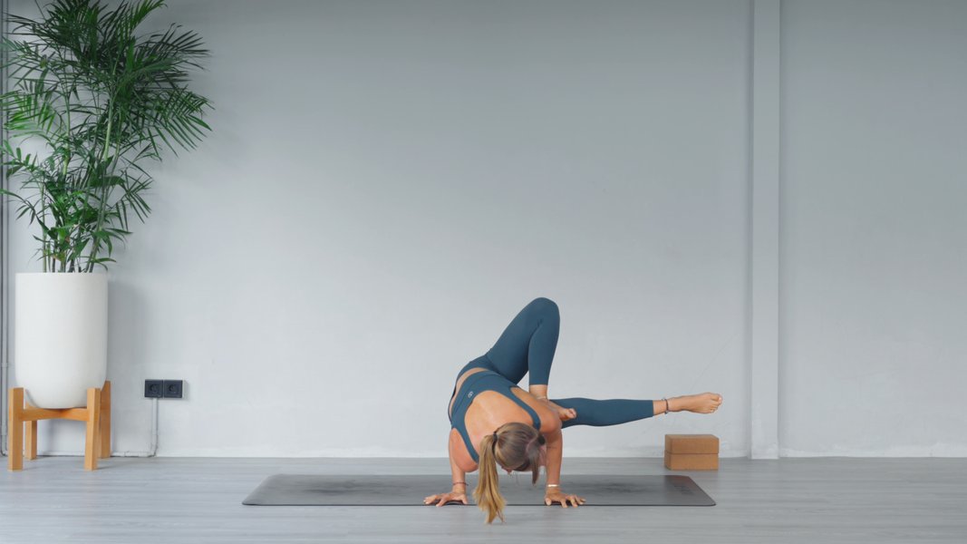 Road to Galavasana, Grasshopper and Yogi Dandasana 