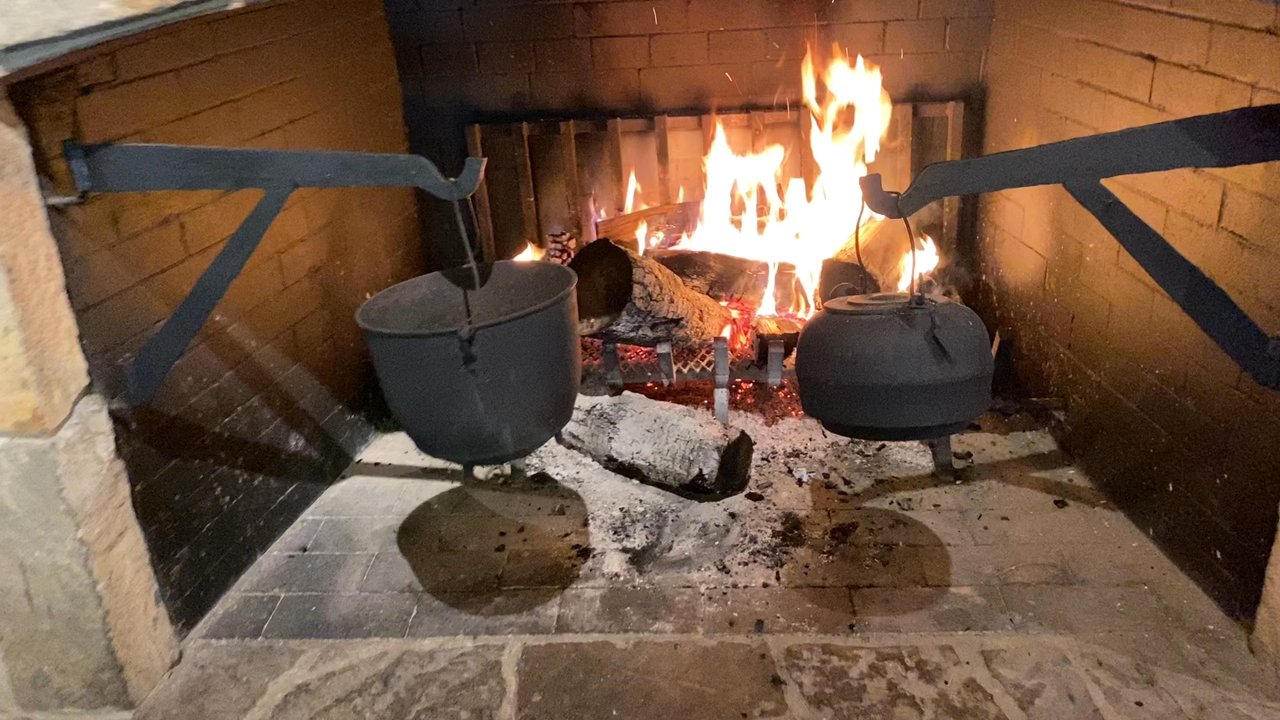 Cracker Barrel Old Country Store - Always love the fire  place cracking - Breakfast & Brunch Near Me - Ormond Beach, Florida