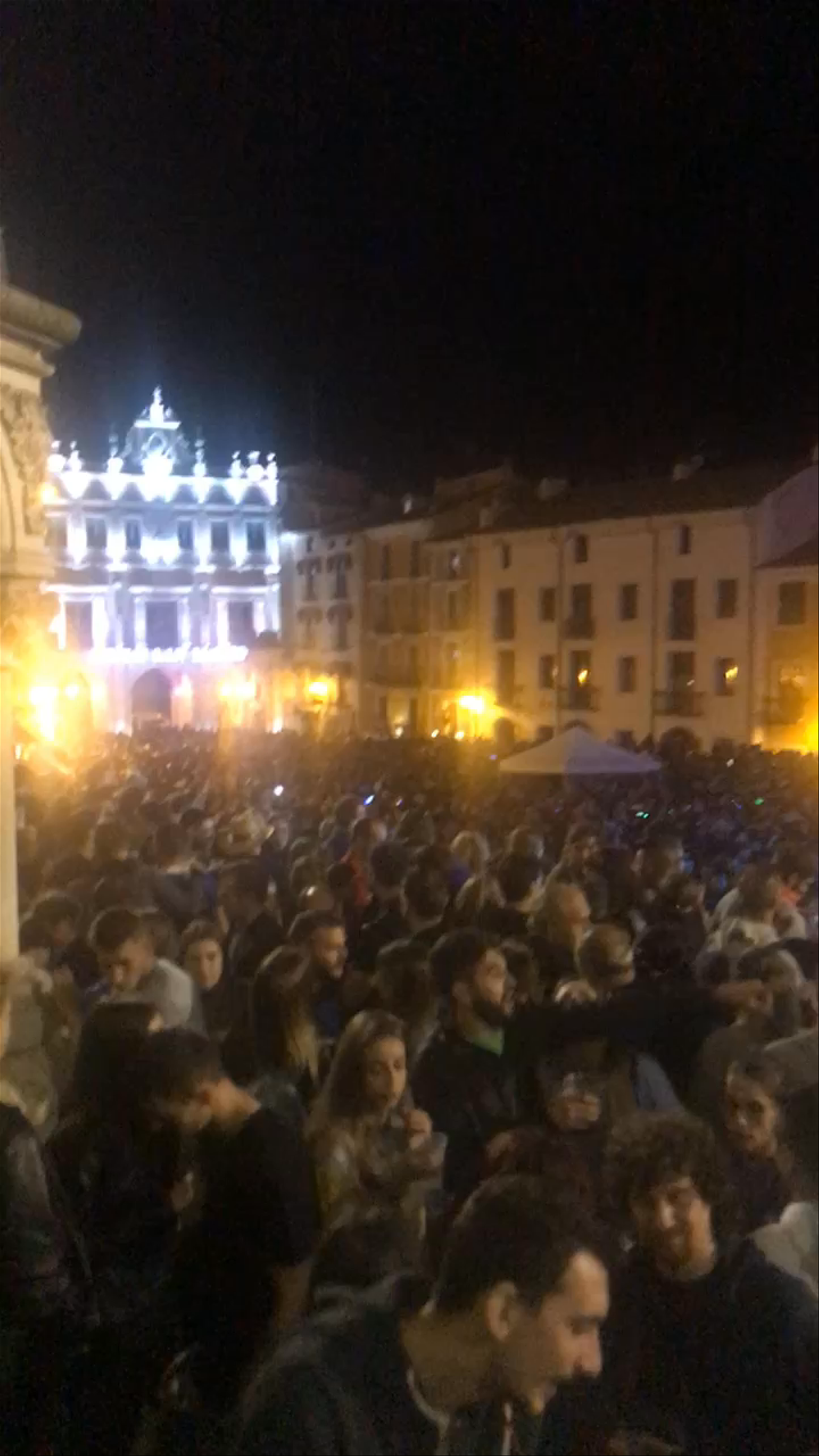 Plaza Mayor Night Festival: Vibrant Social Pulse in Cuenca, Spain