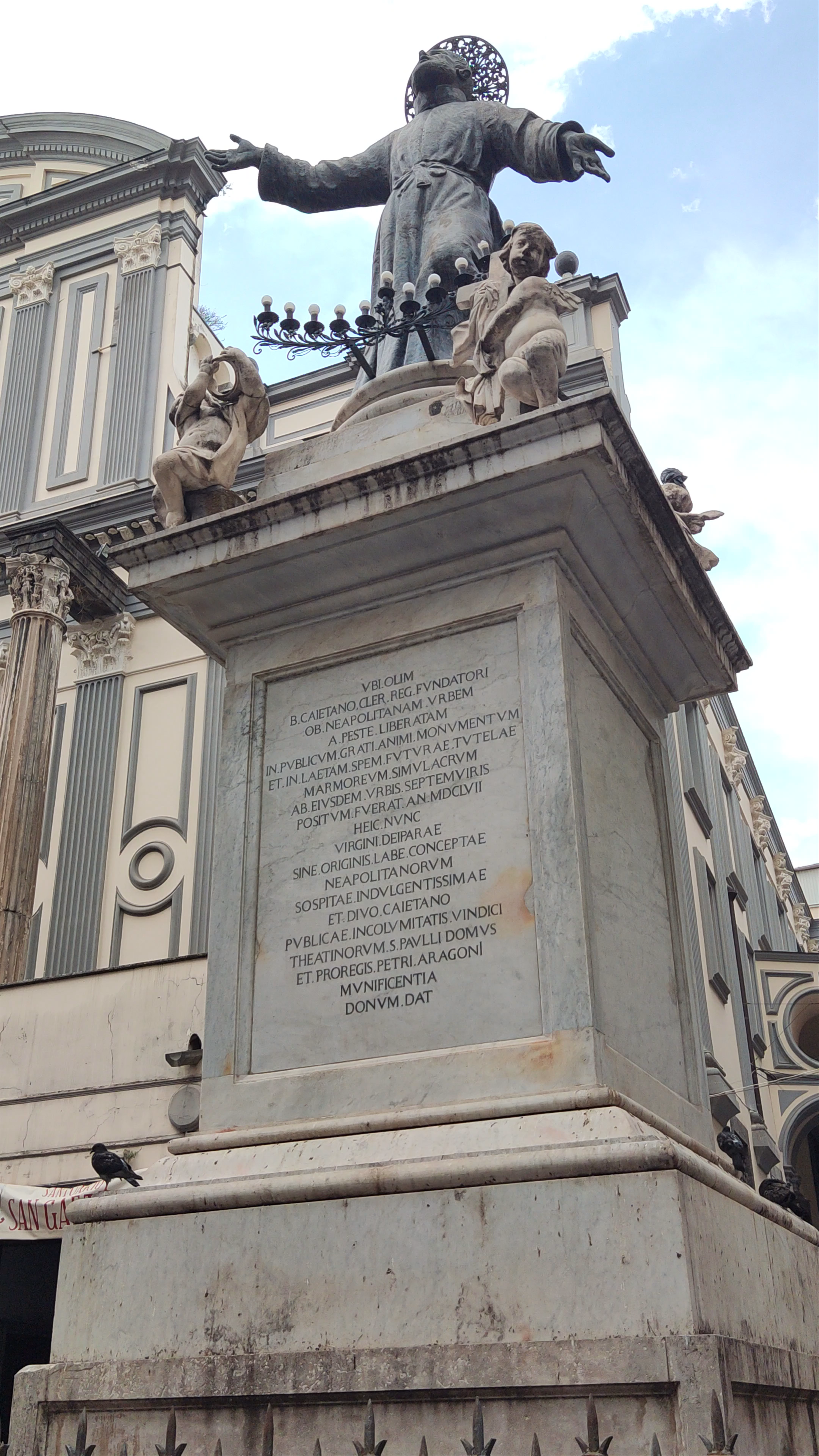 Monumento a San Gaetano: Historic Symbol in Naples