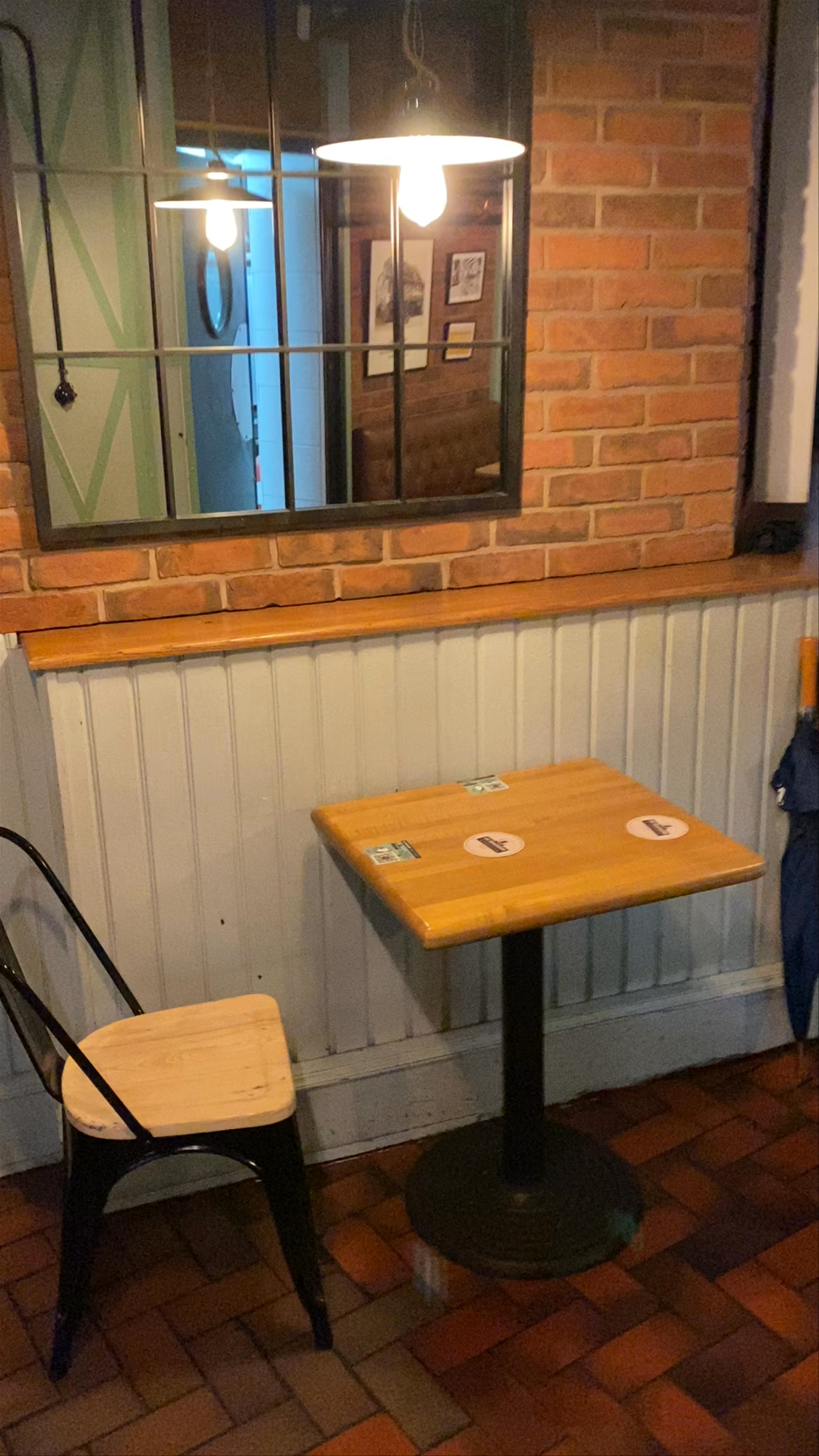 Au Brasseur: Cozy Local Brewpub Experience in Strasbourg