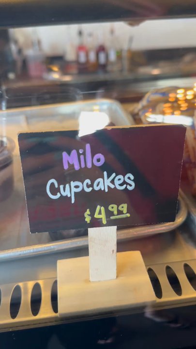 Cafe 86 - Ubeeee halooooooooooo halooooooooooo - Desserts Near Me - Las Vegas, Nevada