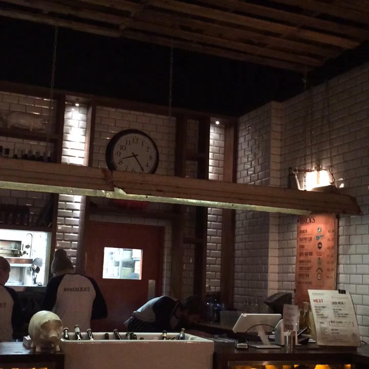Pitt Bros - New American Near Me - Dublin, D