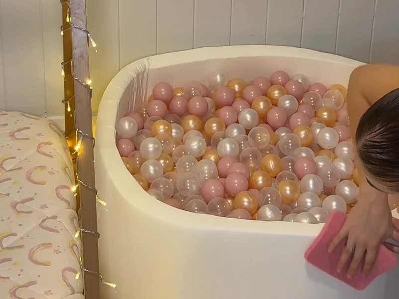 Bubs'n'Bits Ball Pit