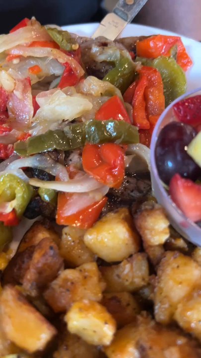 Breakfast at Angelo’s - Cafes Near Me - Newington, Connecticut