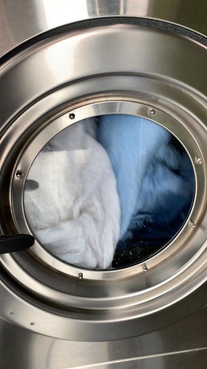 ZWash Laundry - Washing machines vary from two to eight loads! - Laundromat Near Me - Quincy, Illinois
