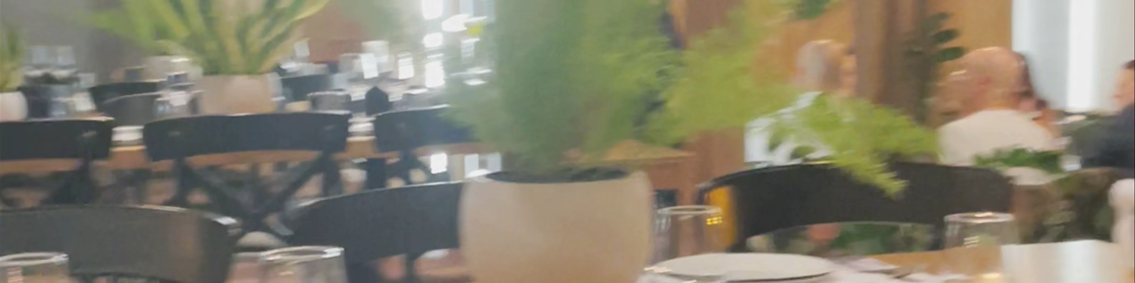 ΜΑΝΤΕΜΙ | Casual Dining