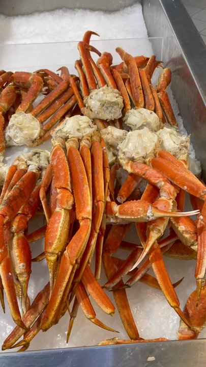 Hmart - Seafood was fresh, produce area was well-stocked/organized , the whole store was very clean, super friendly staff!!! - International Grocery Near Me - Johns Creek, Georgia