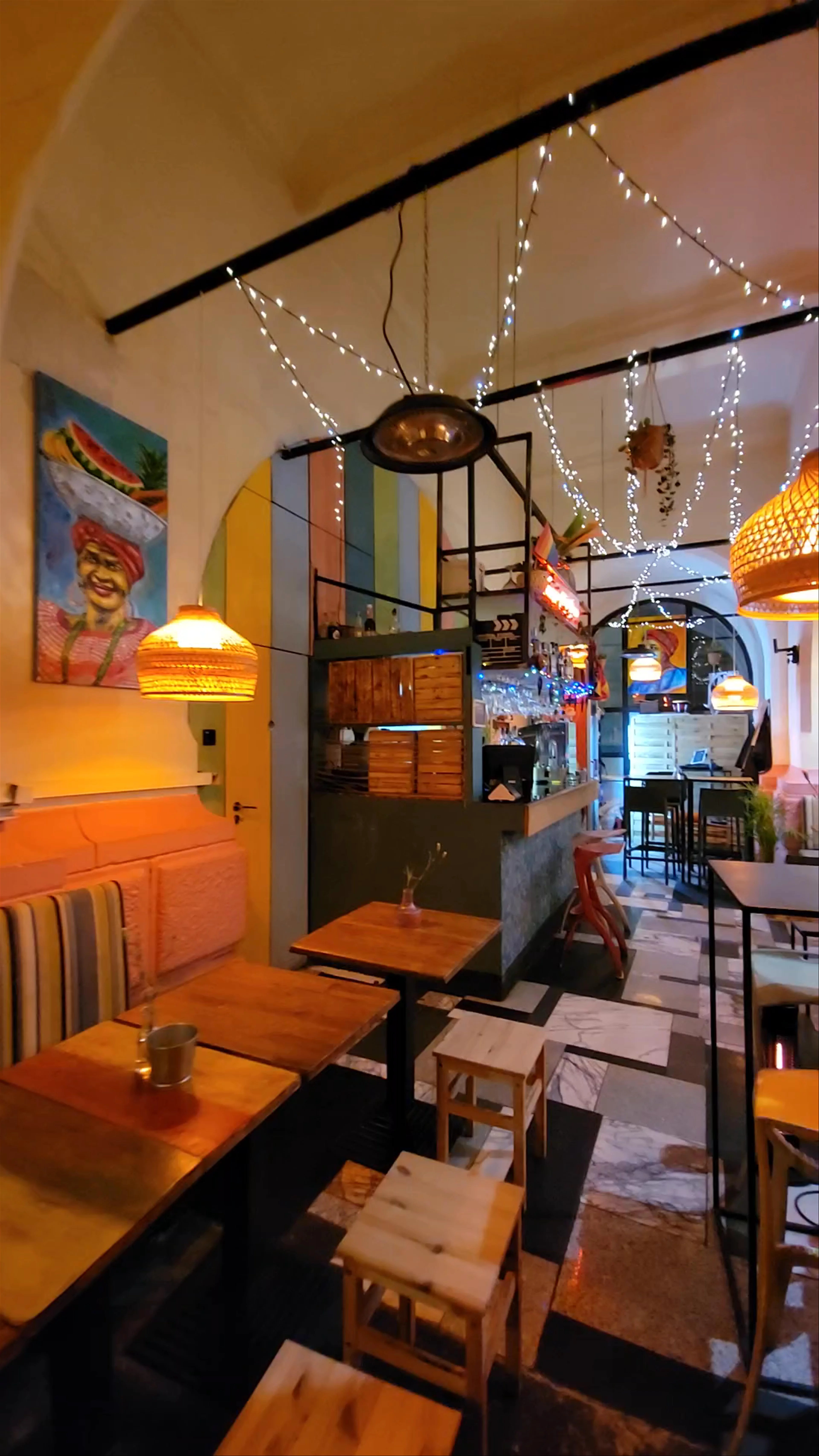 Macondo Bar
