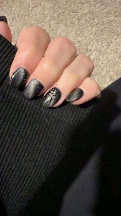Venice Nail and Bar - Nail Salons Near Me - Algonquin, Illinois