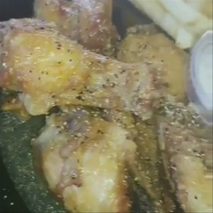Wings Empire - 5 lemon pepper wings with fries and carrots!  Yum yum! - Chicken Wings Near Me - Los Angeles, California