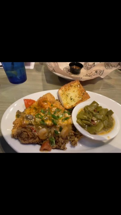 Razzoo's Cajun Cafe - Everything was bussing - Cajun/Creole Near Me - Tyler, Texas