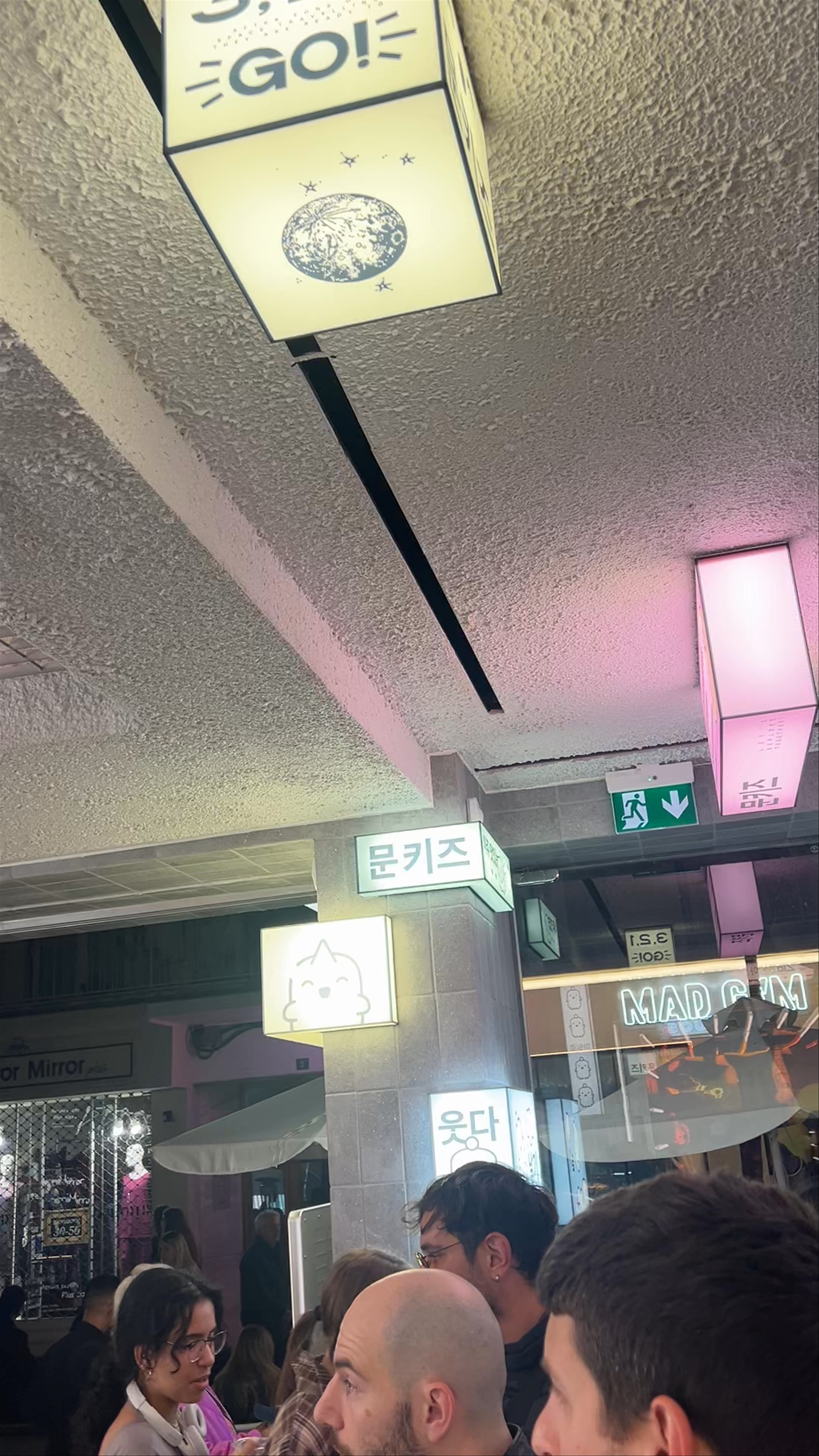 Moonkiz Café