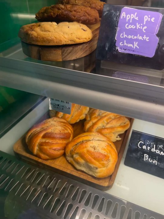 Coffee With Milk - super cozy vibe! been  going for a while and their pastries are really great, the sandwhichs are great and the mango Iced Matcha to die for! - Coffee & Tea Near Me - Brooklyn, New York