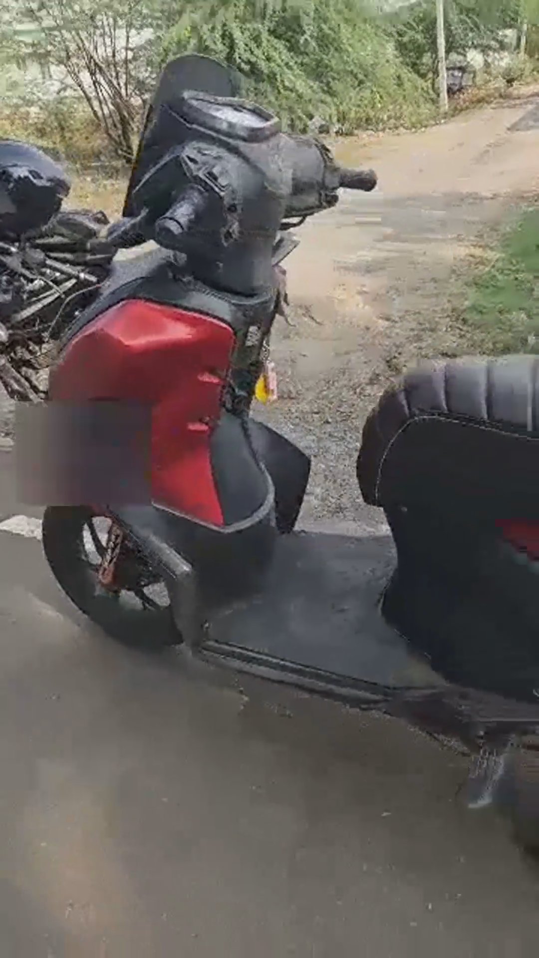 Walk-around video thumbnail