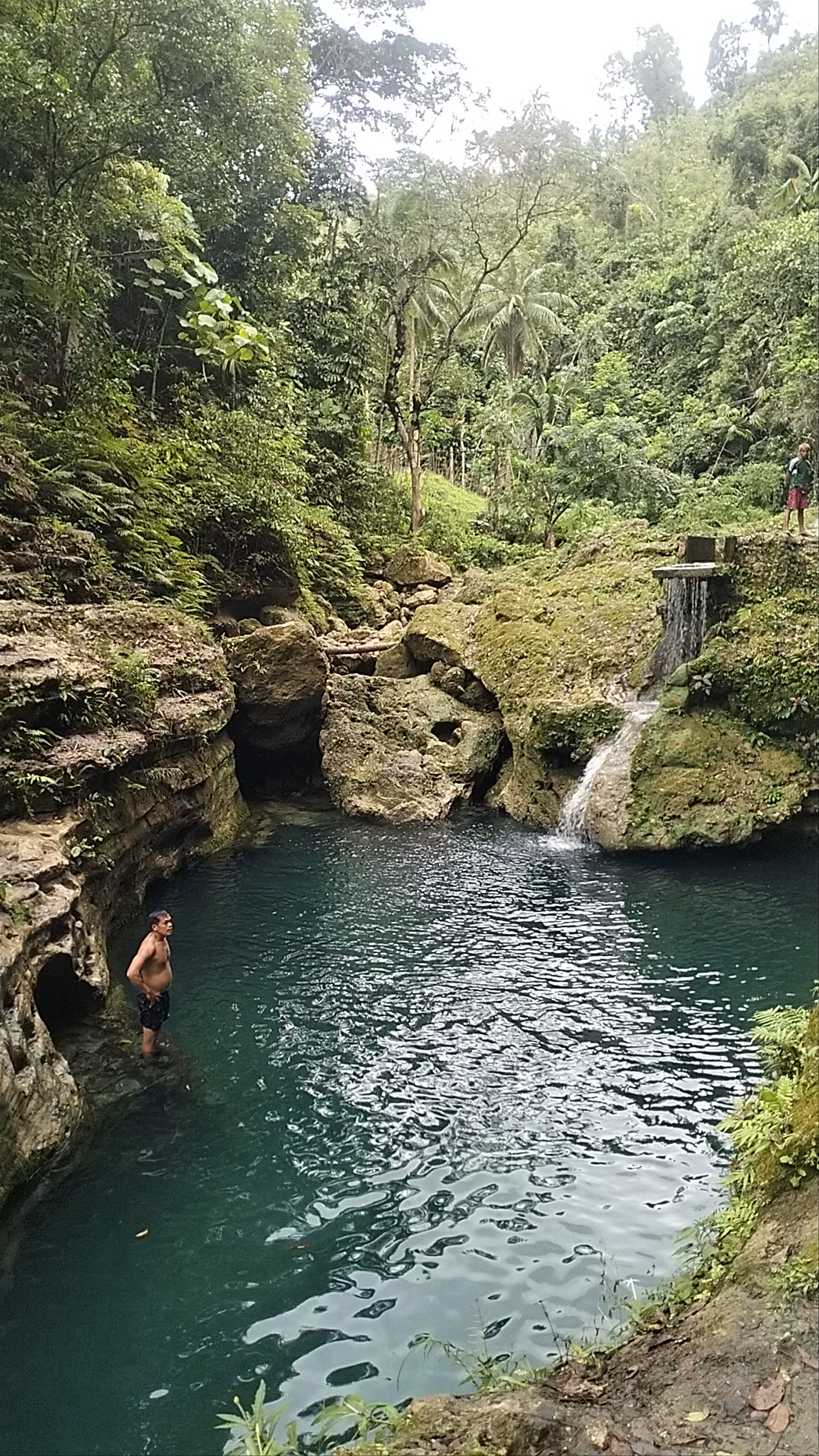 Cangkalanog Falls