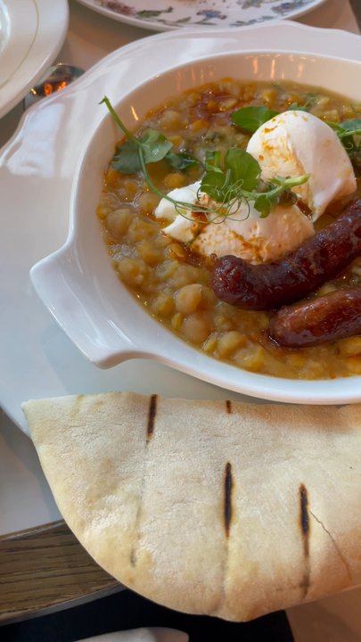 La Plume - French Near Me - Toronto, Ontario