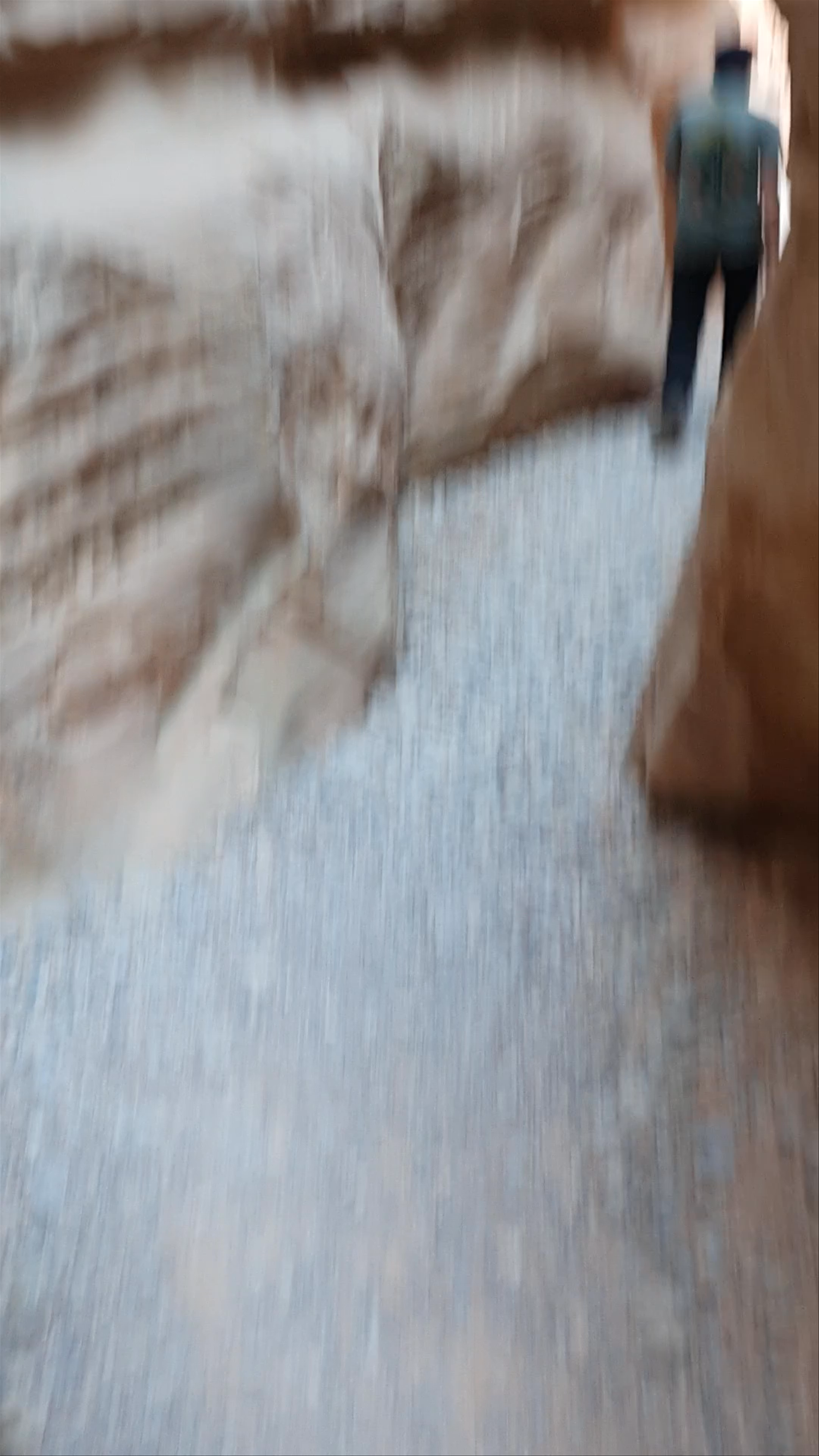 The White Domes Trail