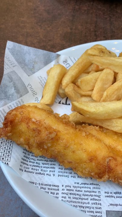Fish Plaice - Fish and chips, glizzy fried - Fish & Chips Near Me - London, XGL
