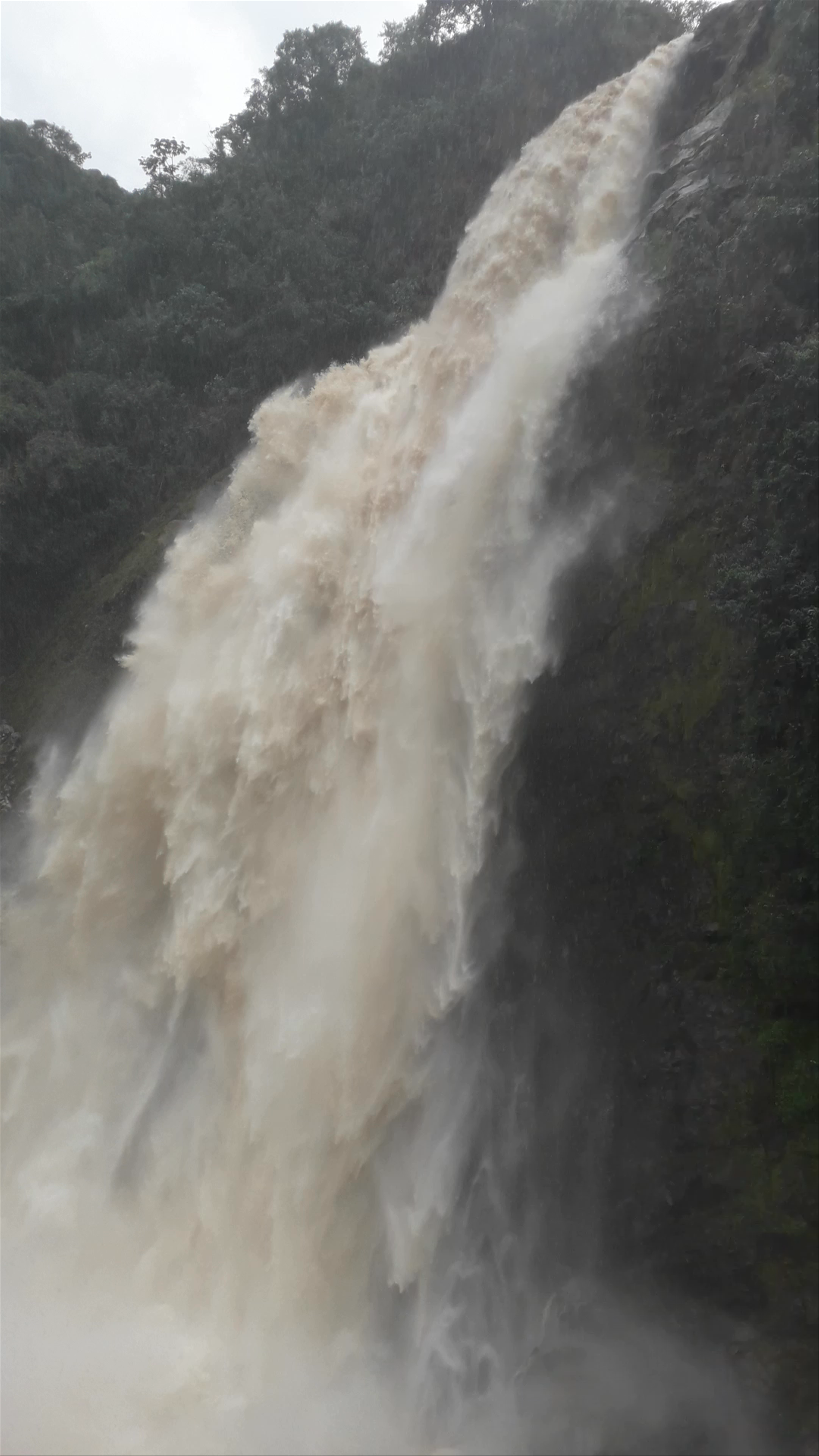 Salto del Buey Waterfall