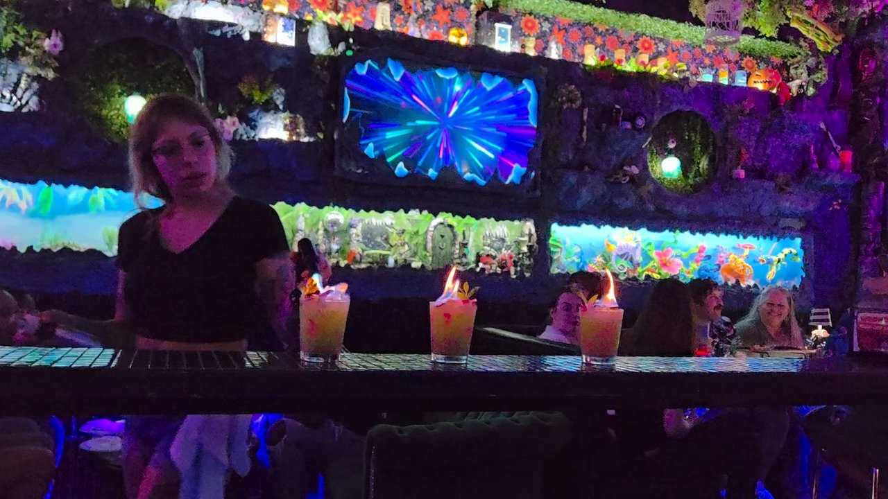 Endless Bummer - Tiki Bars Near Me - Houston, Texas