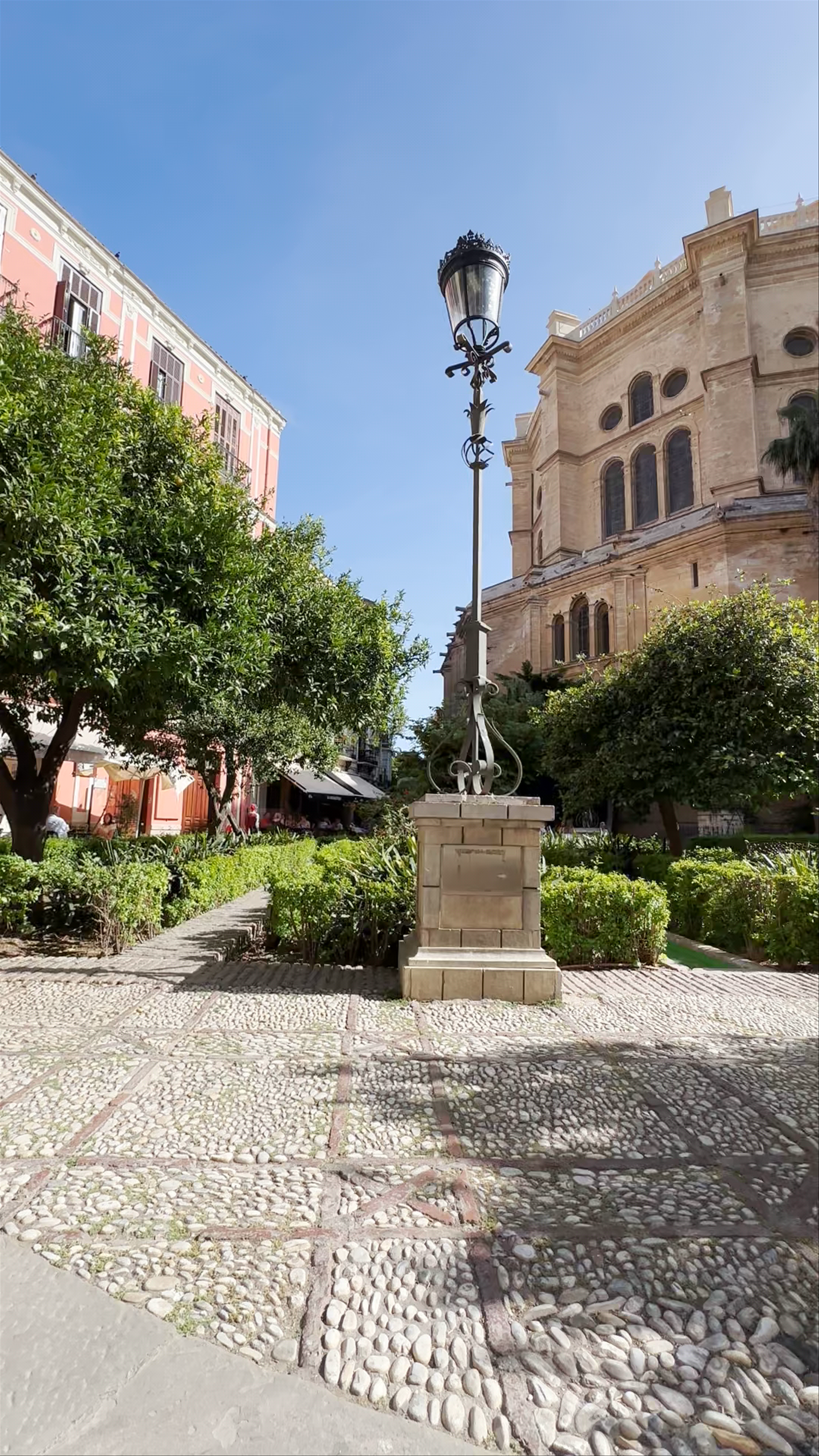 Sunlit Serenity in Jardines de La Catedral, Málaga