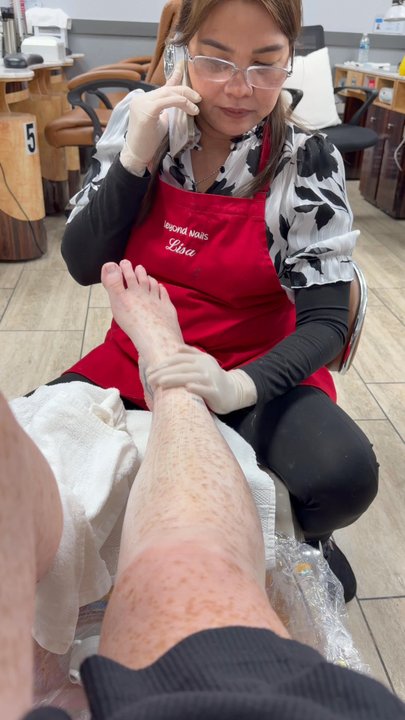 Beyond Nails - Talking on the phone barely touching me - Nail Salons Near Me - Sparks, Nevada
