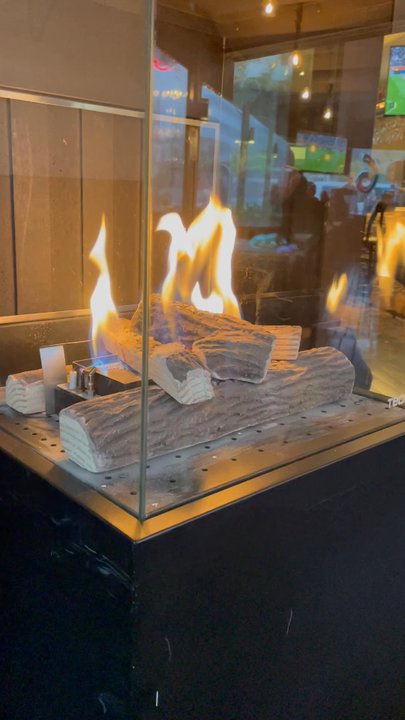 Mama Muú - It's not that warm in Mallorca today - Steakhouses Near Me - Palma de Mallorca, PM