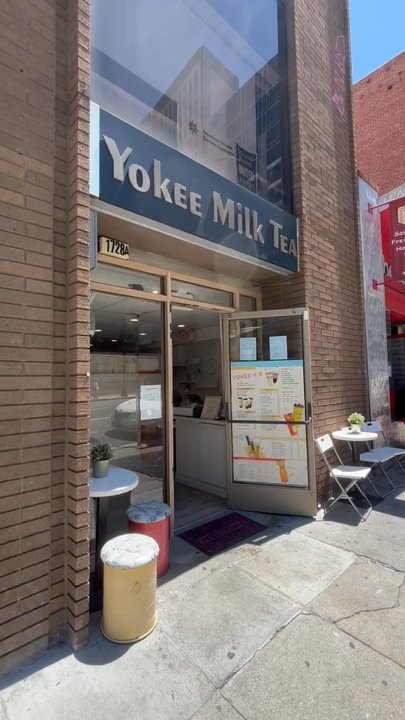 Yokee Milk Tea - Exterior and interior of the store - Bubble Tea Near Me - Oakland, California