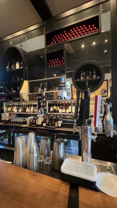 Cru - Wine Bars Near Me - Atlanta, Georgia