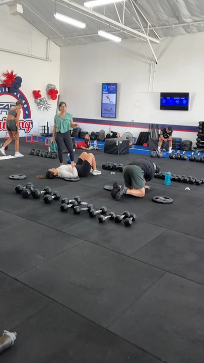 F45 Training Ala Moana - Interval Training Gyms Near Me - Honolulu, Hawaii
