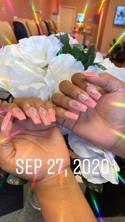 Lucky nails studio - Nail Technicians Near Me - Riverview, Florida