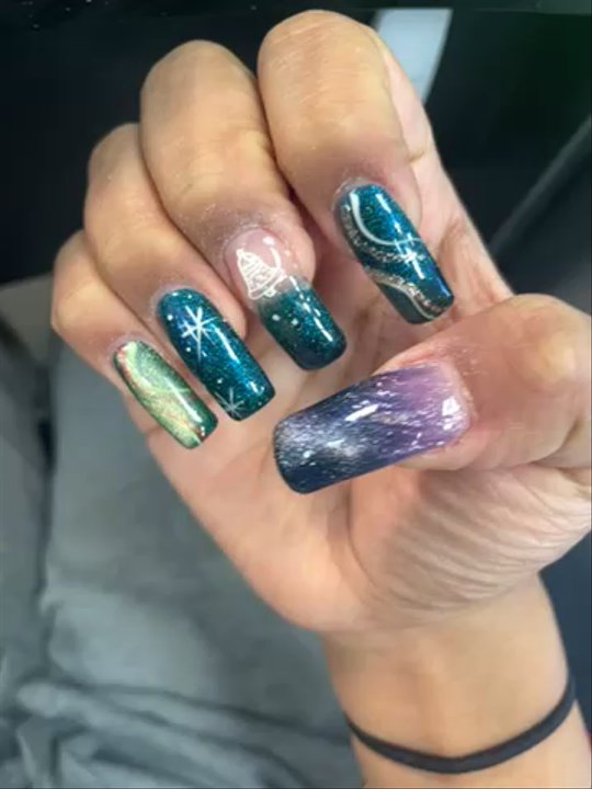 Royal Nails - Nail Salons Near Me - Minnetonka, Minnesota