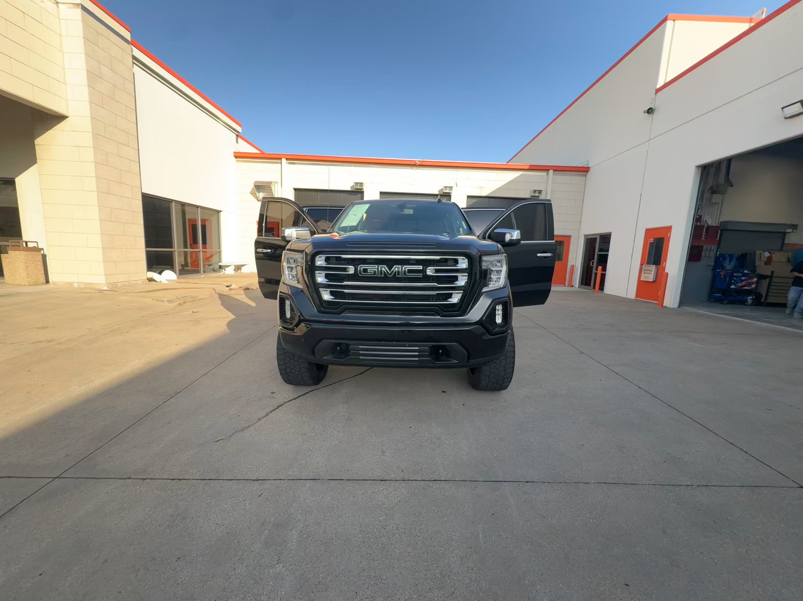 Lifted Trucks - #TX09931B - 2022 GMC Sierra 1500 Limited SLT Crew Cab