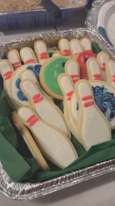 McHenry Bowl - Adorable bowling cookies for the Xmas potluck - Bowling Near Me - Modesto, California