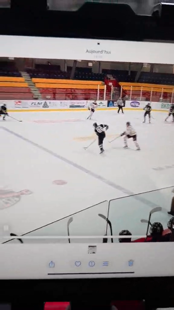 Thomas Rossignol: Puck Protection & Precision Pass Leads to Goal!