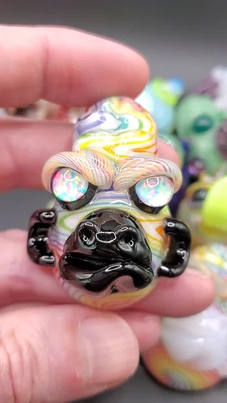 Preview pic of Rainbow/white opal gorilla