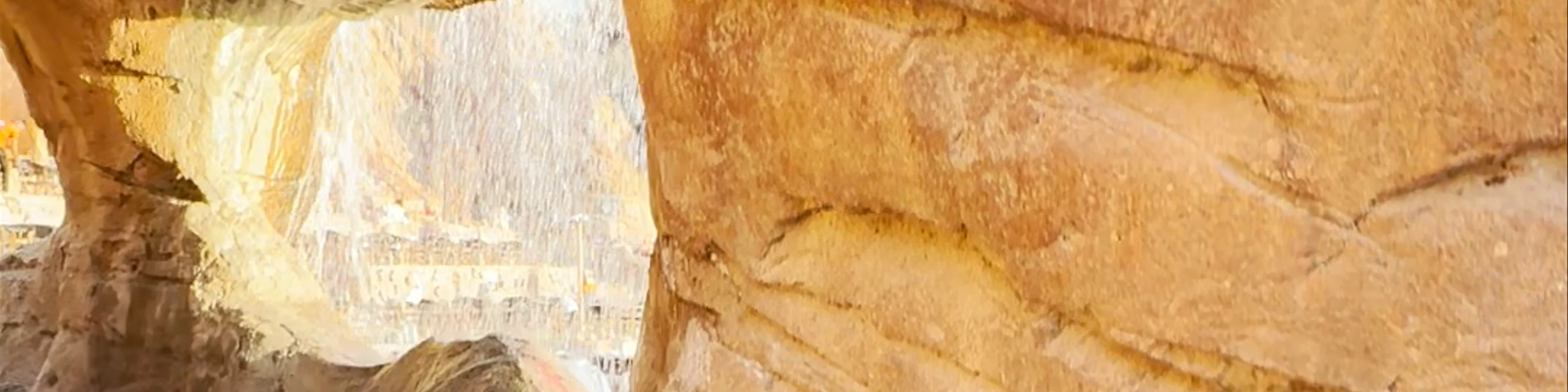 شلال مائي صناعي، Al Souk Al Togari Al Kadim Road