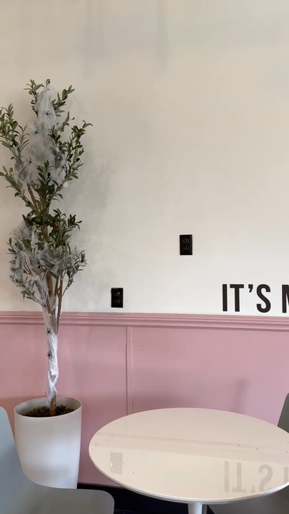 Mochinut - Ann Arbor - Indoor aesthetic - Bubble Tea Near Me - Ann Arbor, Michigan